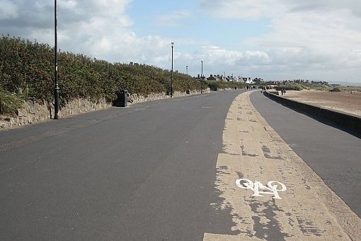 http://www.geograph.org.uk/photo/1678083
